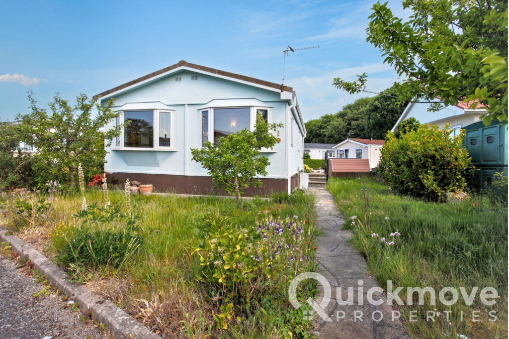 2-bed caravan on Blackpool, Lancashire, FY4, £85,000