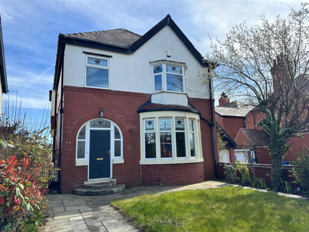 4-bed detached on Lake Road North, Lytham St Annes, £450,000
