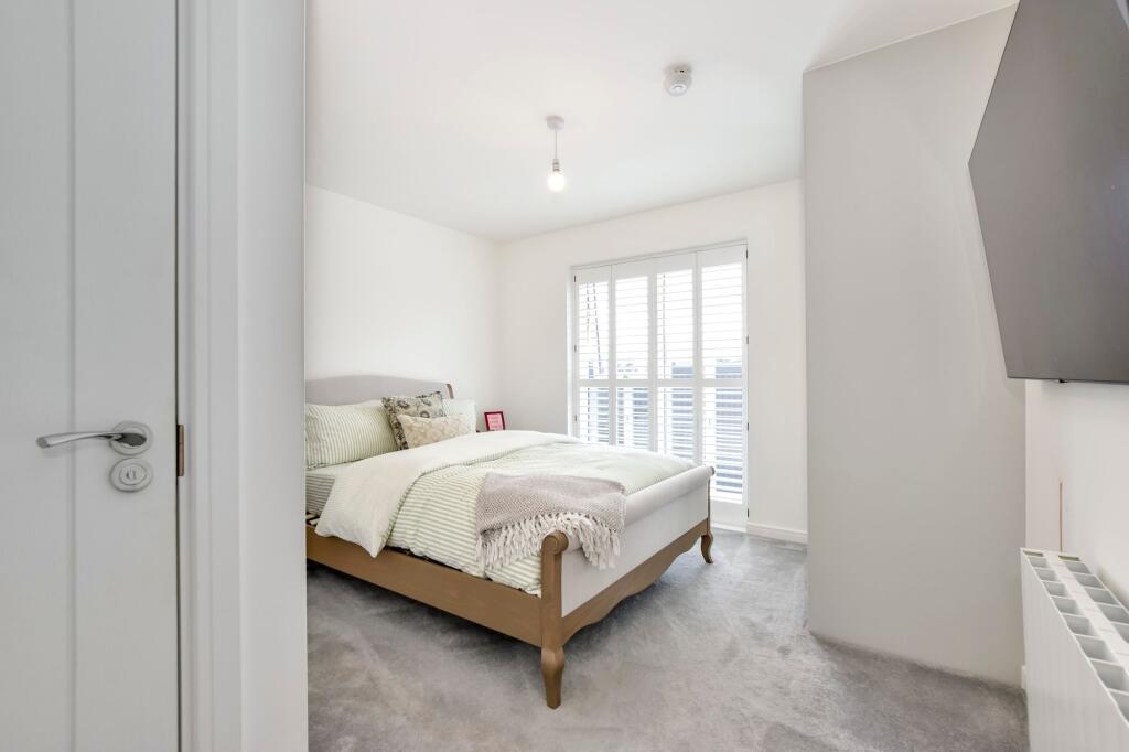Apartment in Three Rivers, Primrosehill, Abbots Langley - More
