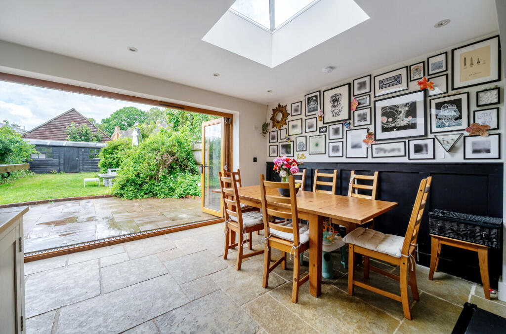 House in Crondall - View 2