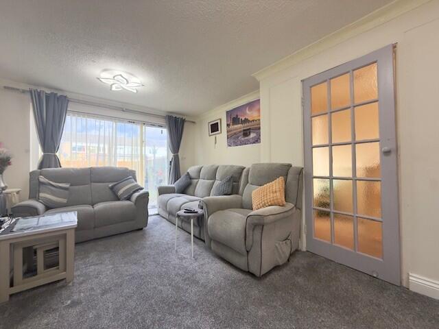 House in Solihull, Smith's Wood - View 4