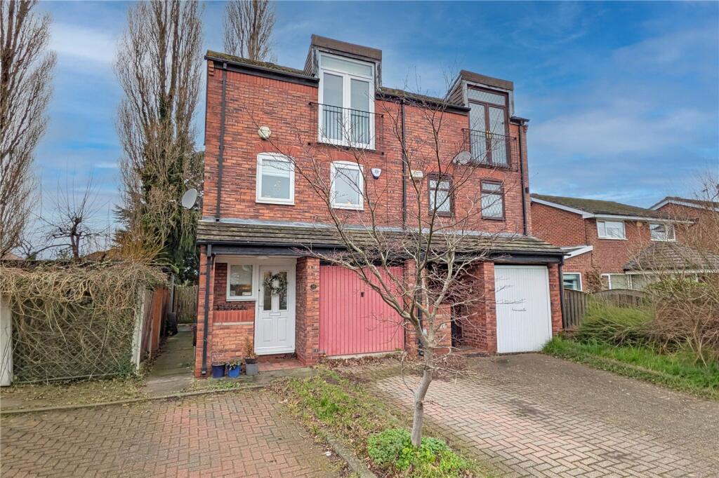 Main image of property: Crossgate Mews, Heaton Mersey, Stockport, SK4