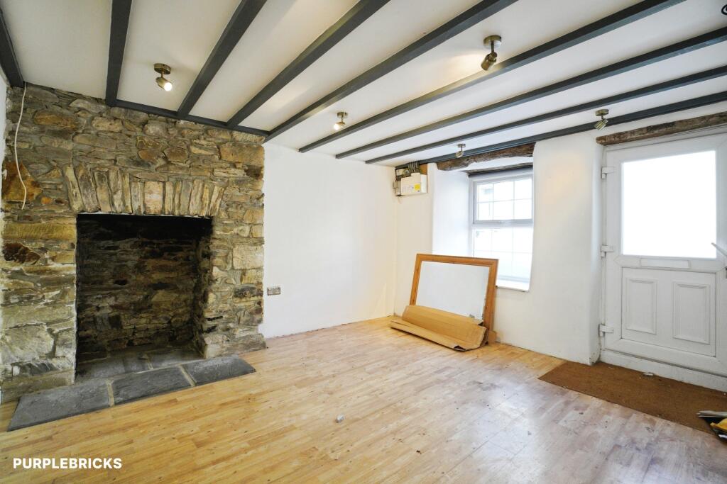 House in Plymouth - View 4