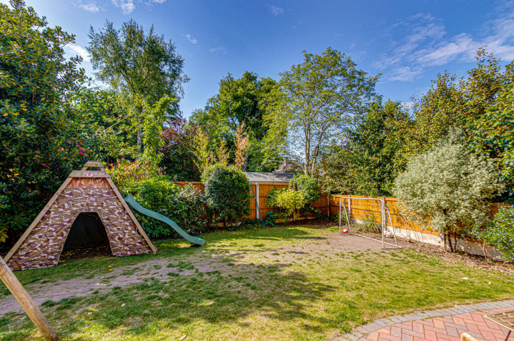 Balmain Road, Urmston, Manchester, M41 photo 4