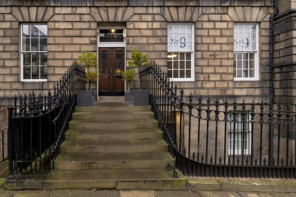 77340_GreatStuartStreet_005.jpg