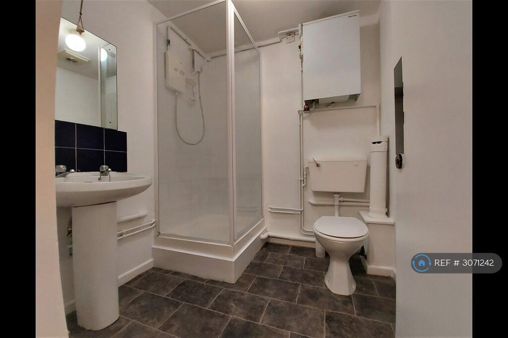 Apartment in Leicester, City of Leicester - View 4