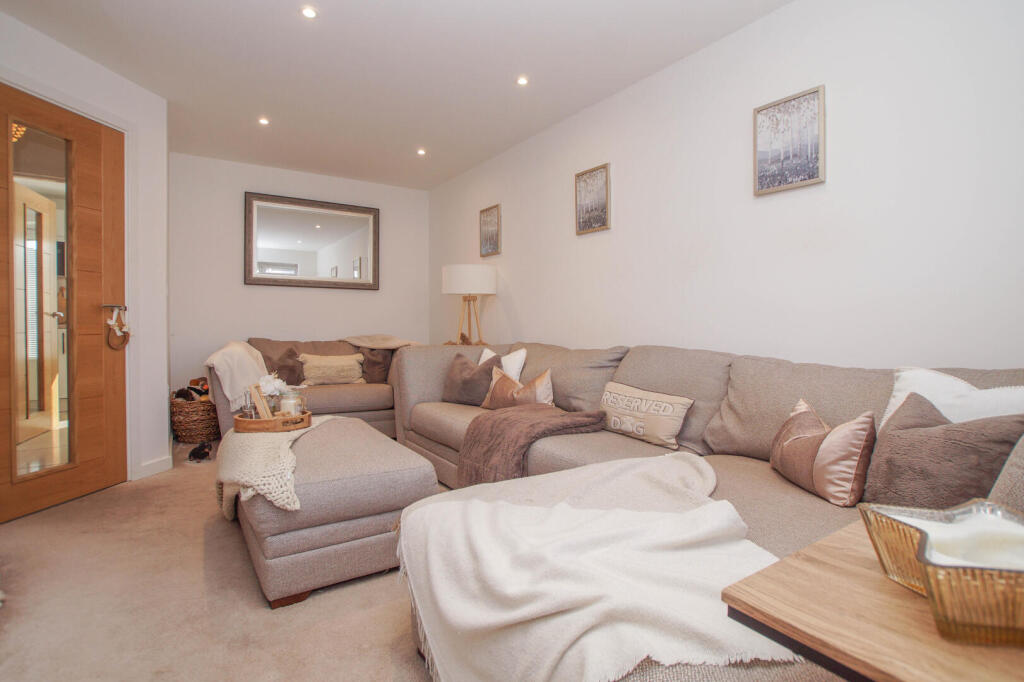 House in Penrith, Carleton Heights, Carleton - More