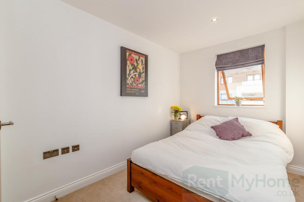 Apartment in London - View 5