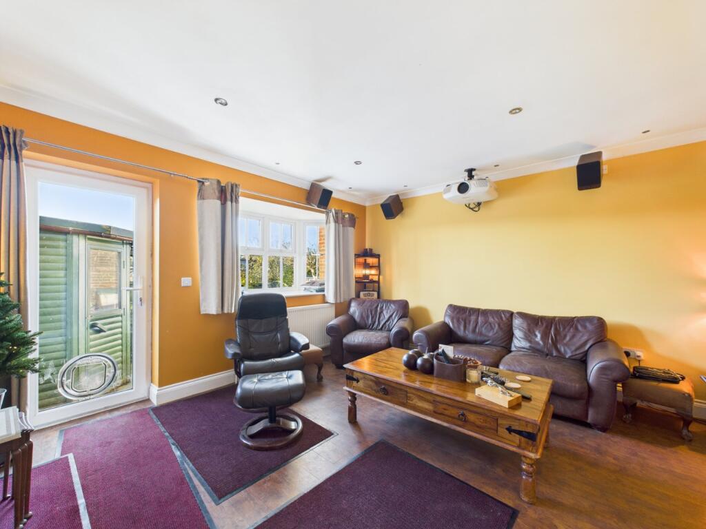 House in Hemel Hempstead, Chesham - View 4