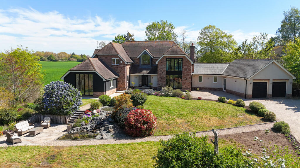 Main image of property: Kestrel Court, Needingworth, St. Ives, Cambridgeshire, PE27