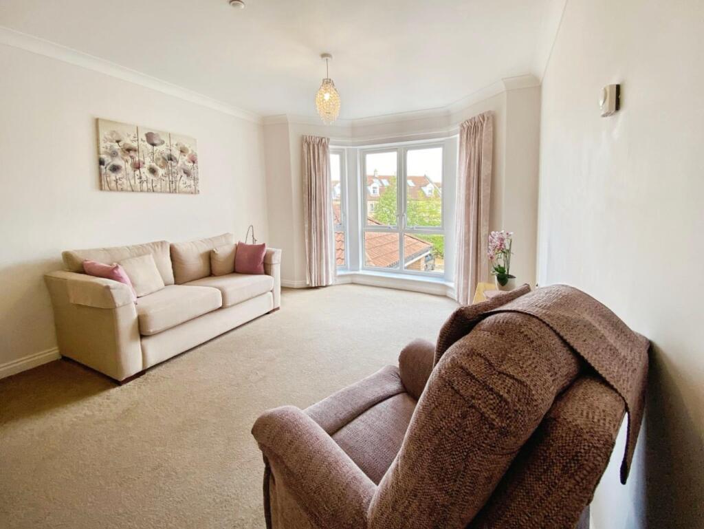 Apartment in York - View 2