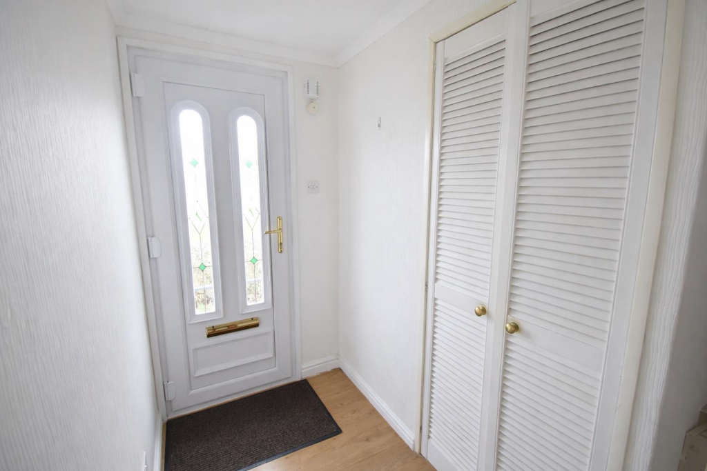 House in Portishead, Redcliffe Bay - View 3