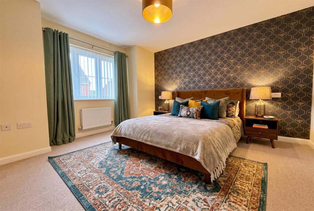 House in North Kesteven, North Hykeham - More