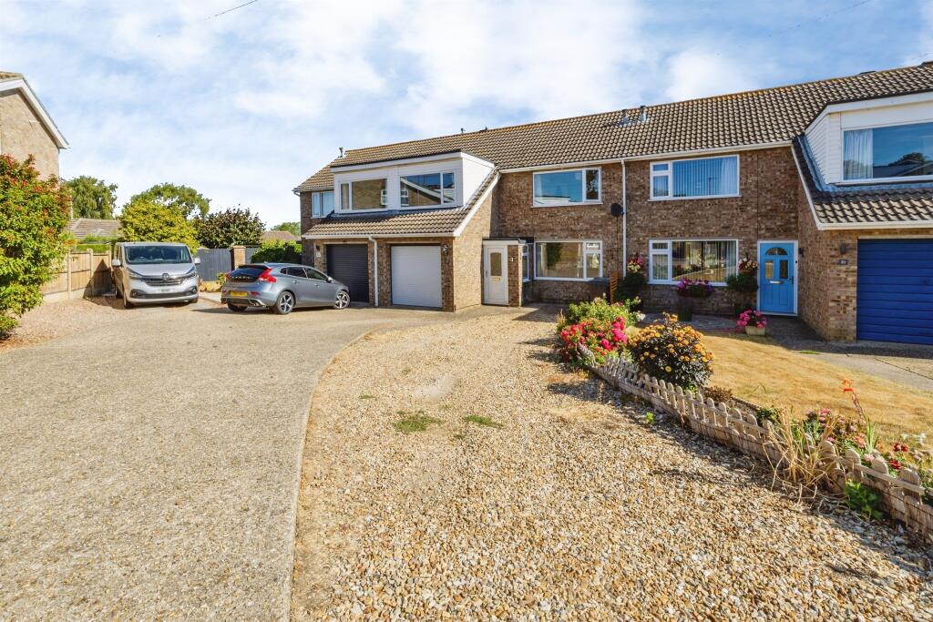 House in North Kesteven, Washingborough - View 2