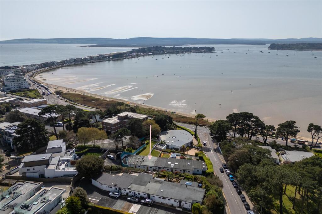 Harbour Close, Sandbanks photo 4