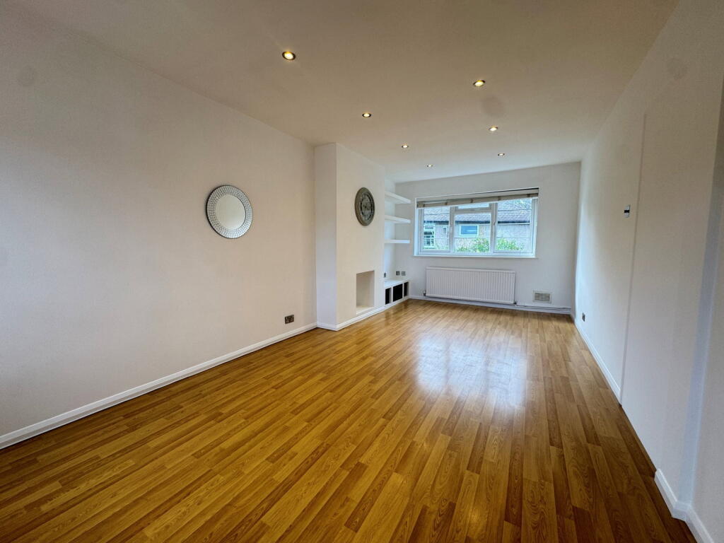 Apartment in Twickenham - View 4