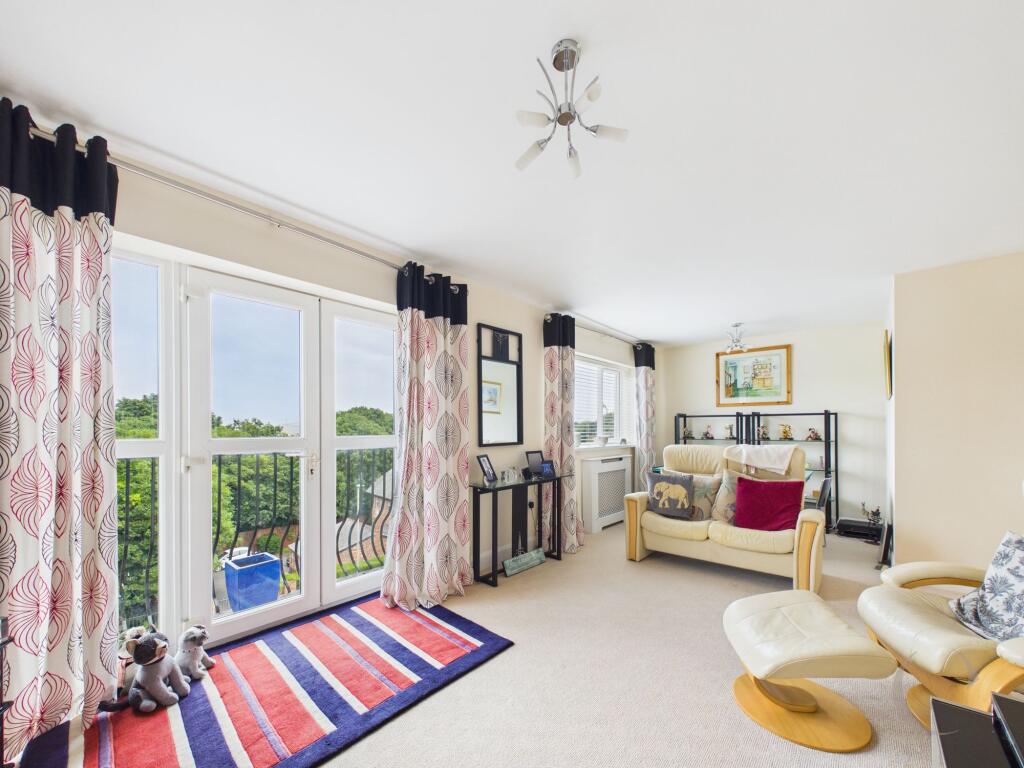 Apartment in South Tyneside, North East - More