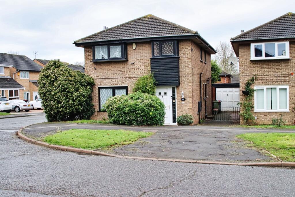 Main image of property: Braybrooke Drive, Furzton, Milton Keynes, Buckinghamshire, MK4
