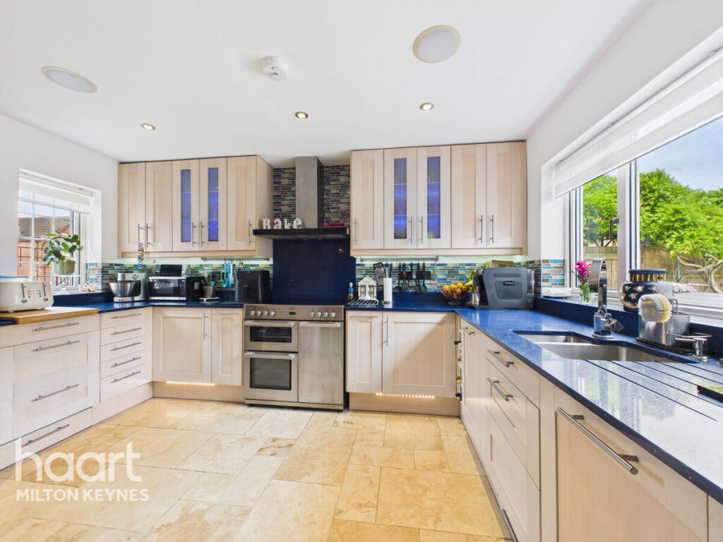 House in Milton Keynes - View 4