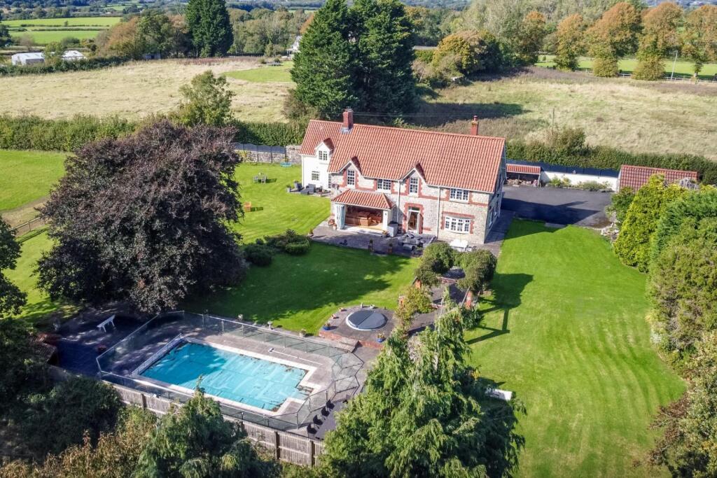 Main image of property: Peterston Super Ely, Vale of Glamorgan, CF5 6NE