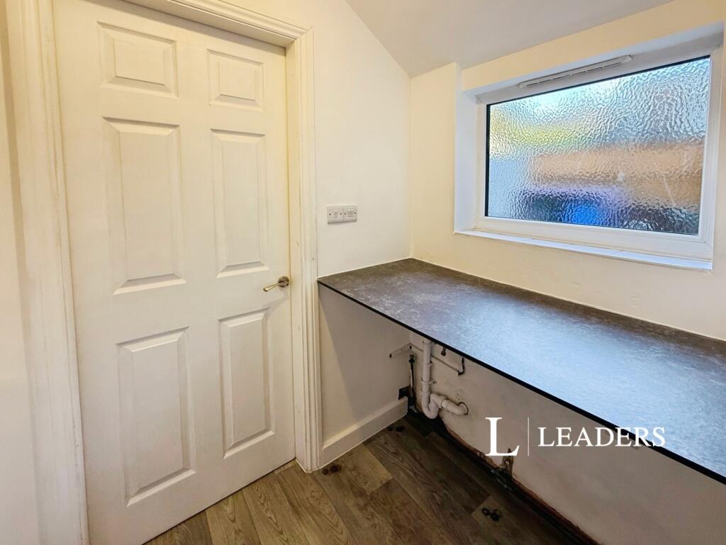 House in Stoke-on-Trent - More