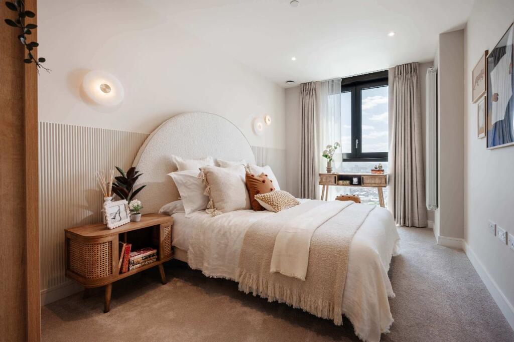 Main image of property: Evergreen Point, Twelve Trees Park