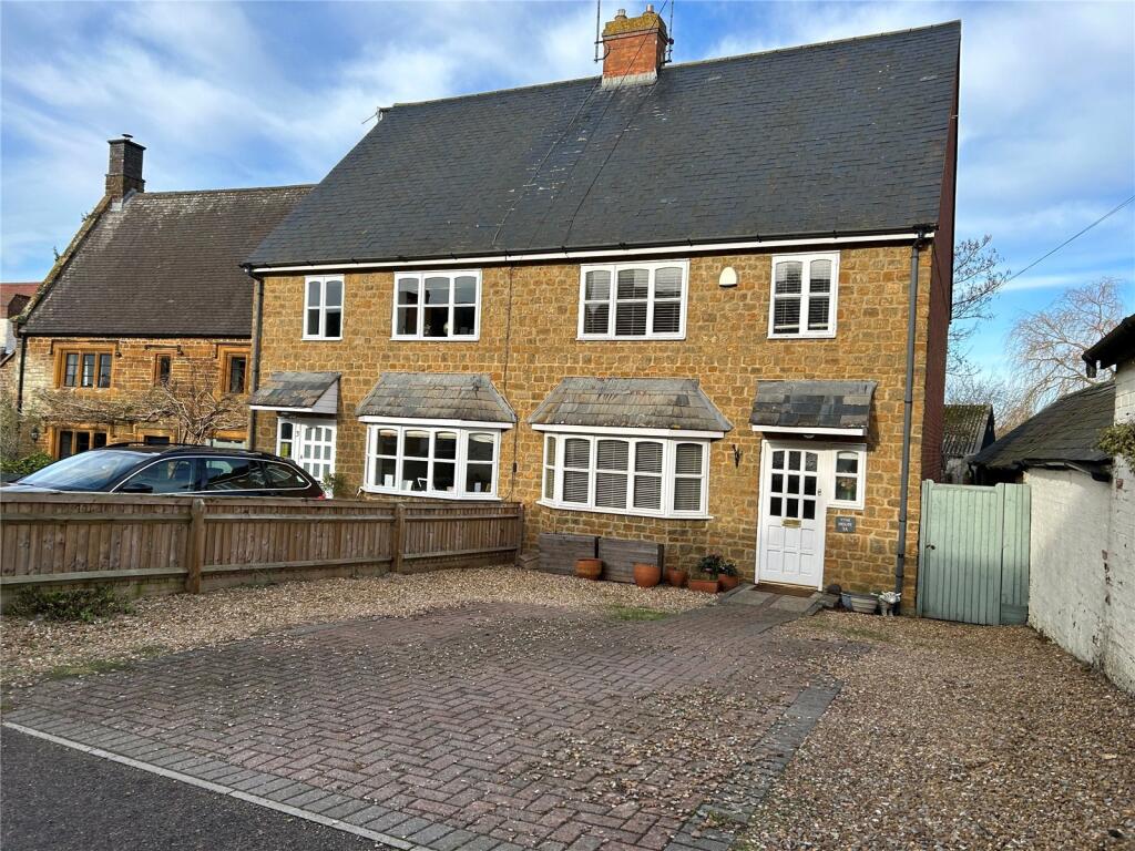 Main image of property: School Street, WOODFORD HALSE, Northamptonshire, NN11