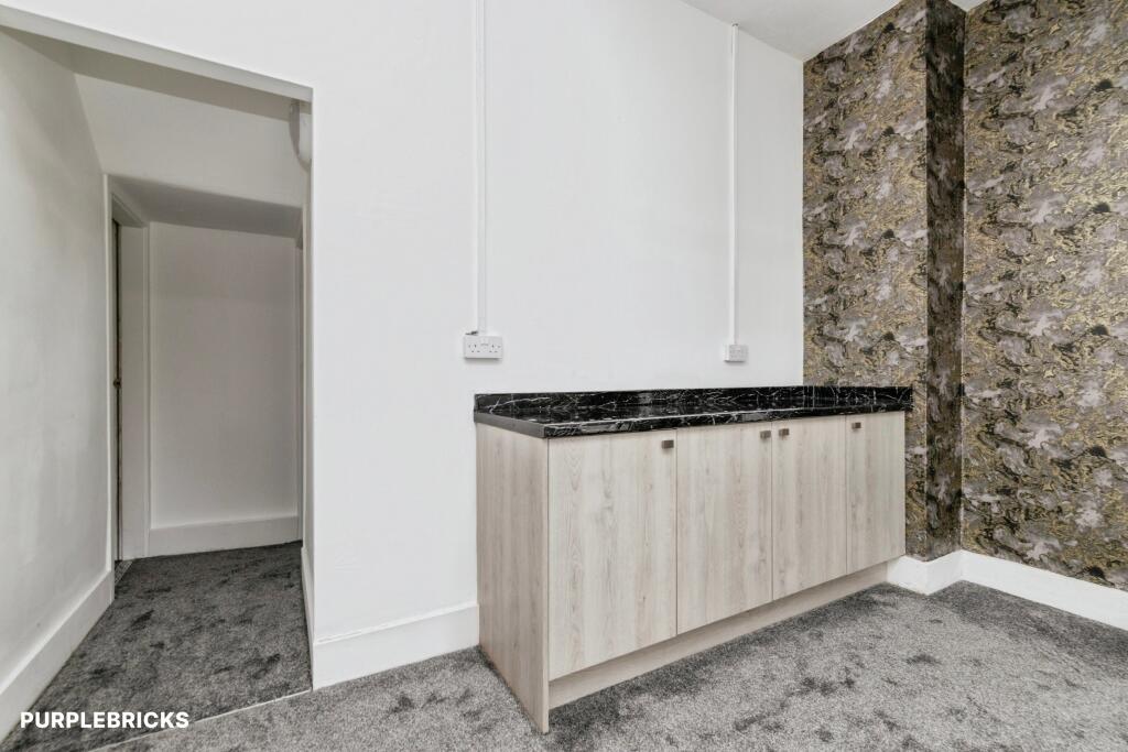 House in Stockton-on-Tees, Hartlepool - More