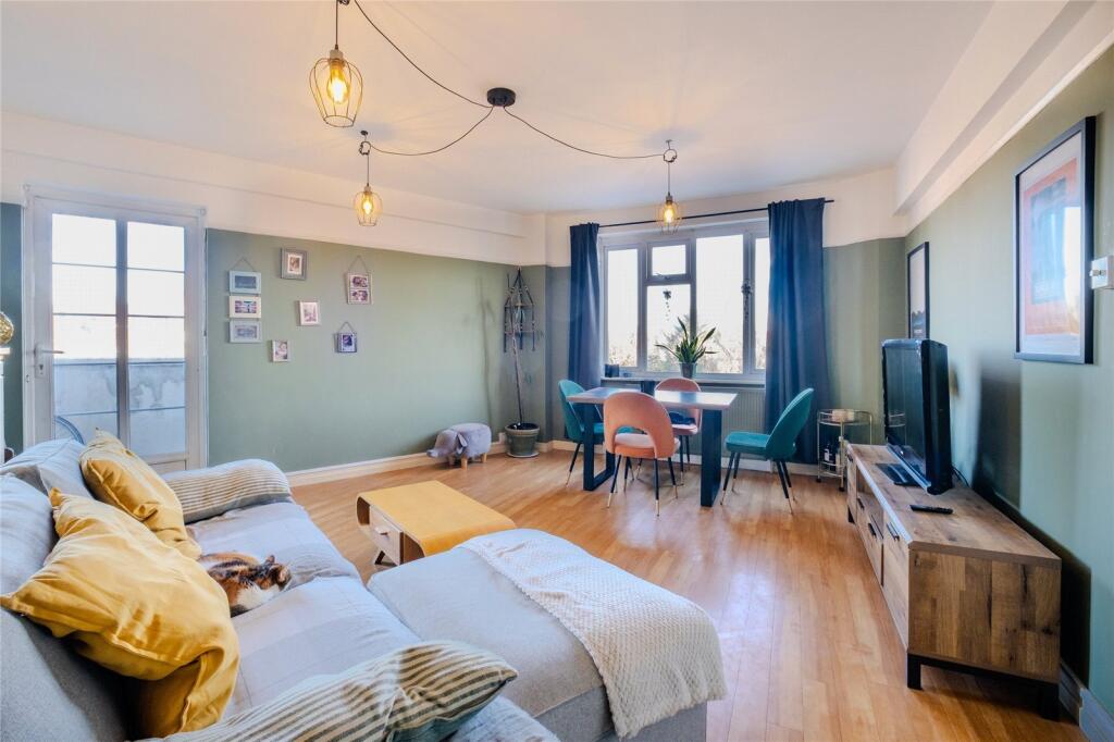 Main image of property: Streatham High Road, London, SW16