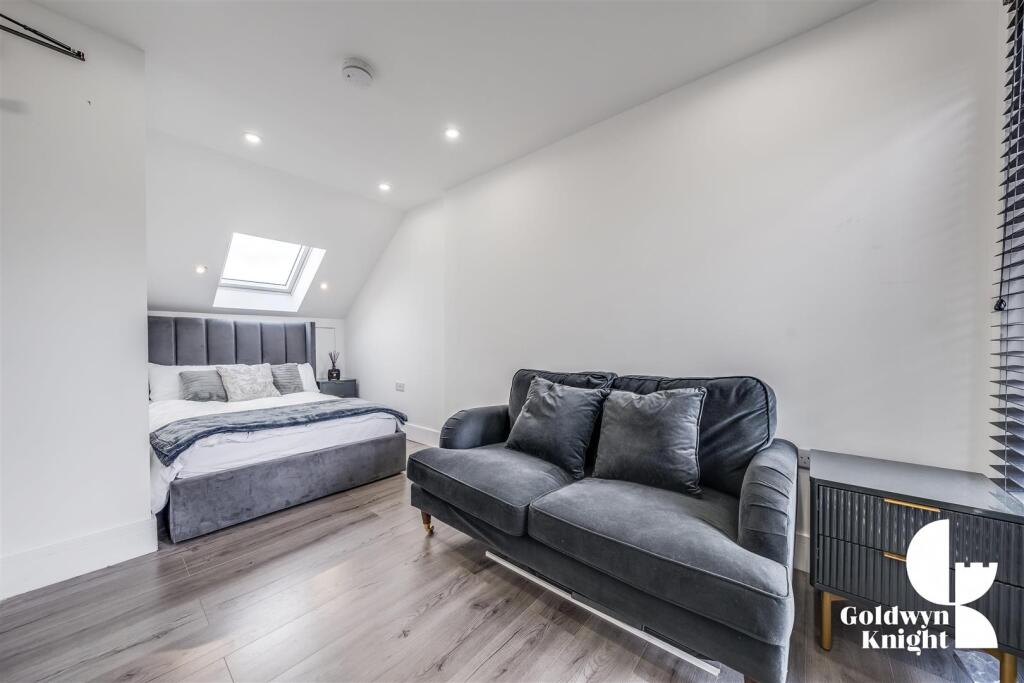 Main image of property: Lynton Road South, Gravesend