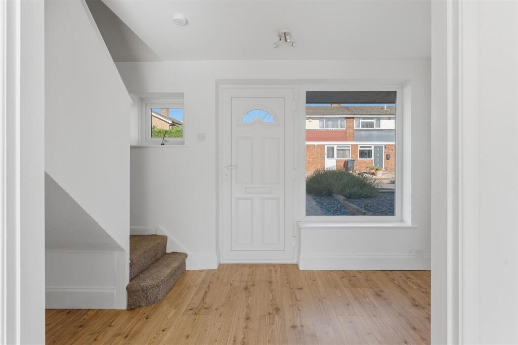 Nunneley Way, Market Harborough photo 4