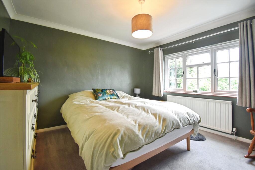 House in Luton, Ivinghoe - View 5