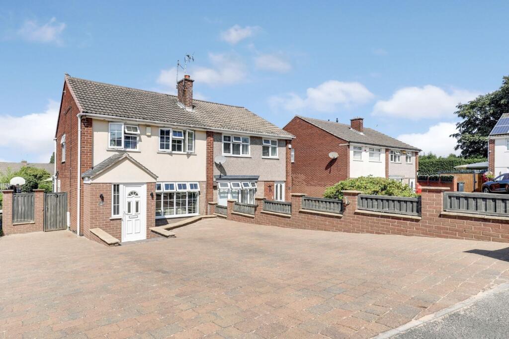 Main image of property: Moorland Way, Mansfield, NG18