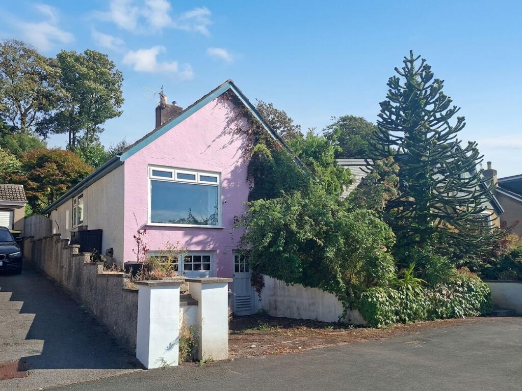 Main image of property: Haverbreaks Place, Lancaster | Mature Private Gardens