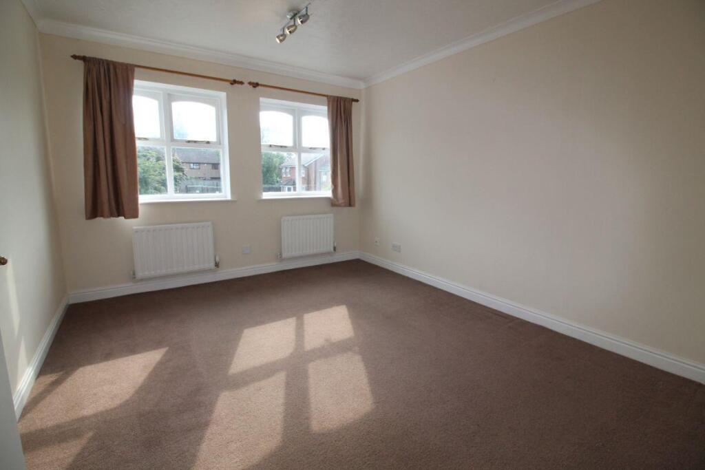 St Giles Close, Arleston photo 3