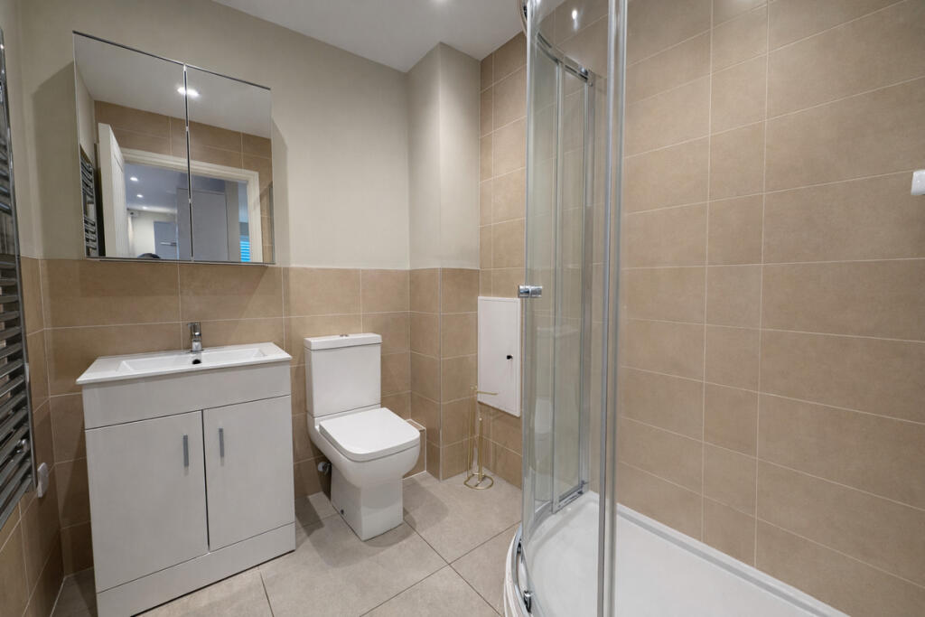 Apartment in Exeter - View 3