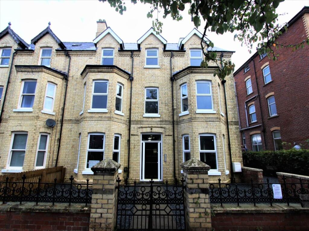 Main image of property: Flat 2, The Grove, Ithon Road, Llandrindod Wells