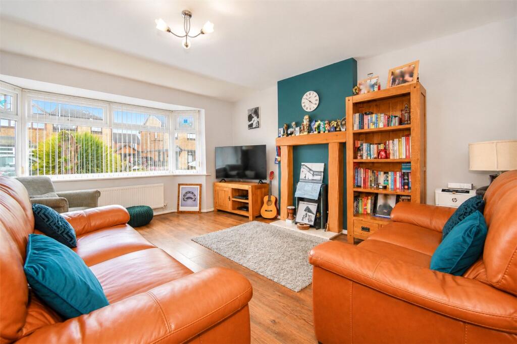House in Wirral, Liverpool City Region - View 2