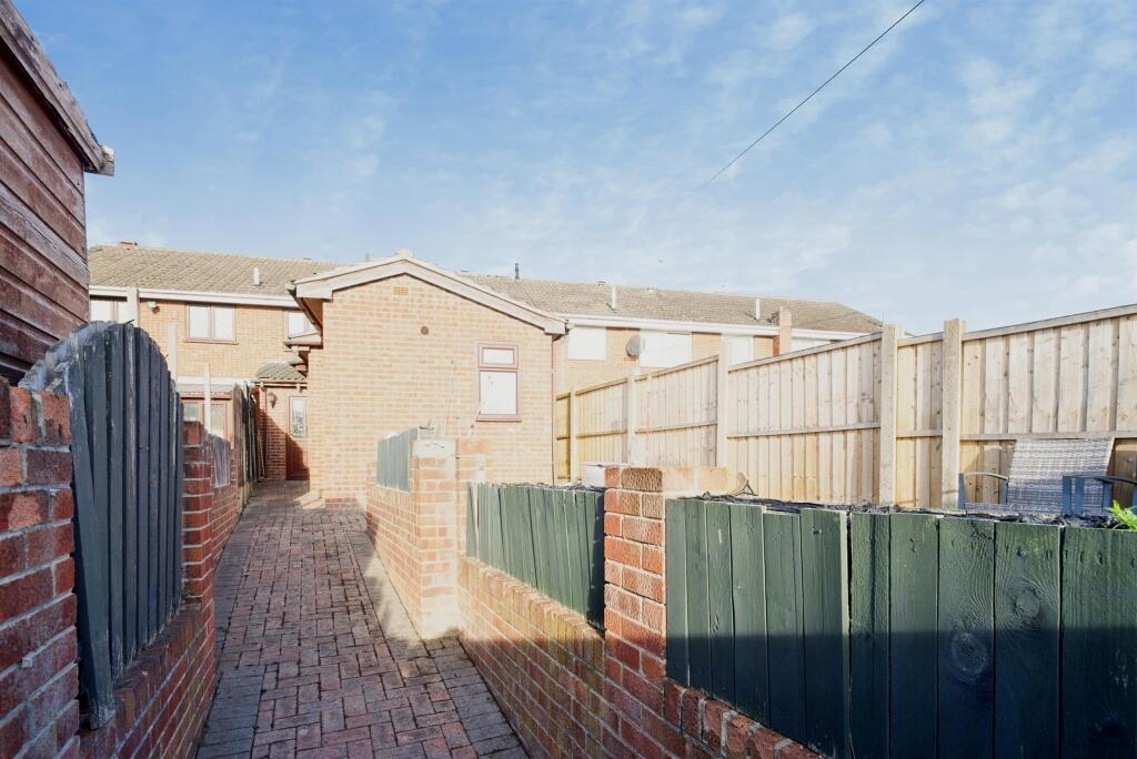 House in Sheffield - View 3