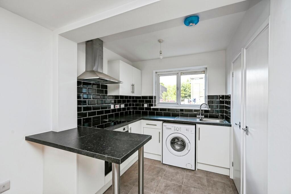 Apartment in Liverpool - View 4