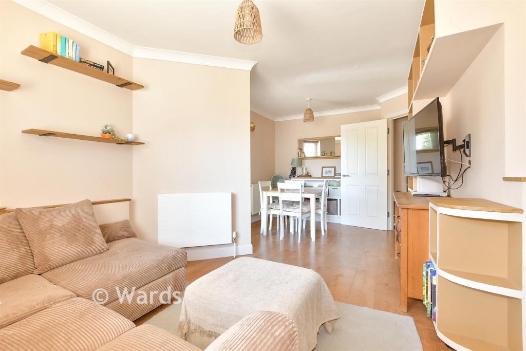 Apartment in Whitstable, Lower Island - View 3
