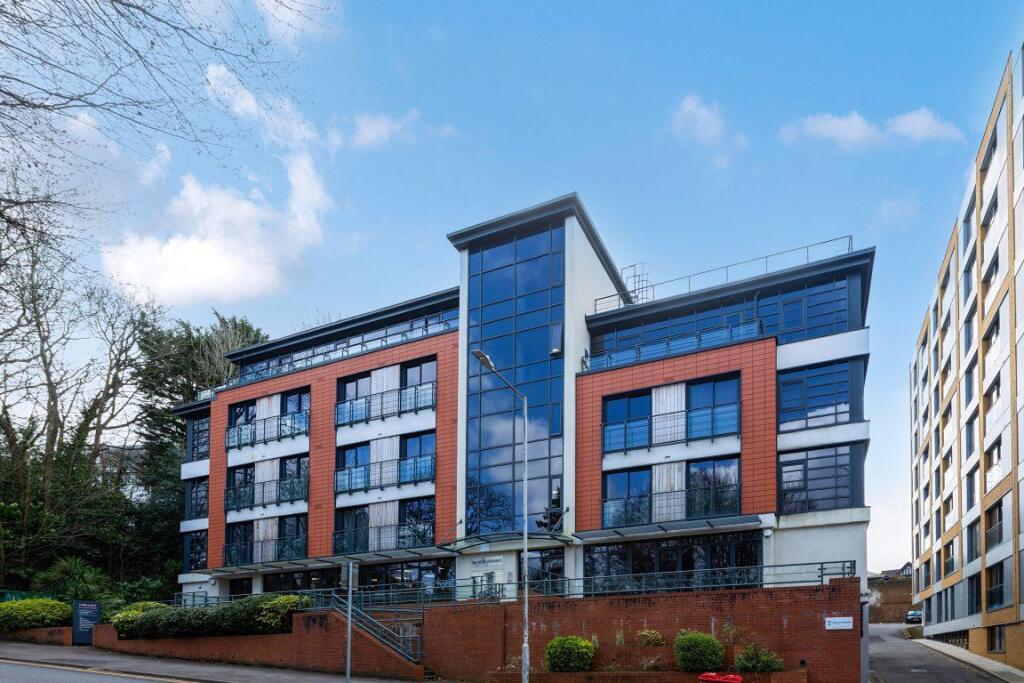 Main image of property: Oak House, Sevenoaks