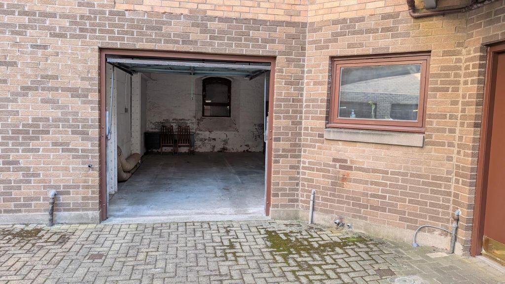 Main image of property: Garage 14, East Parkside, Edinburgh, EH16 5XN