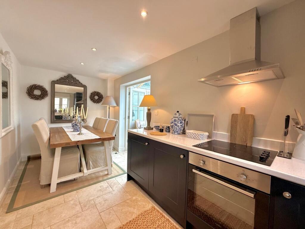 House in Cotswold, Quenington - View 4