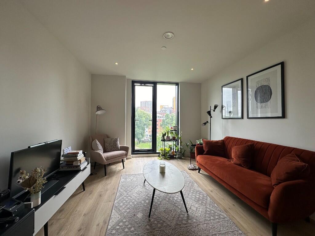 Apartment in Manchester - View 4