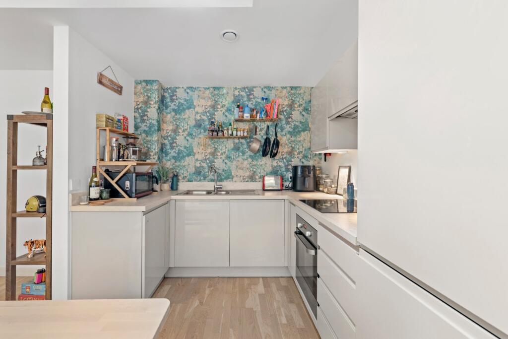 Apartment in London - View 4