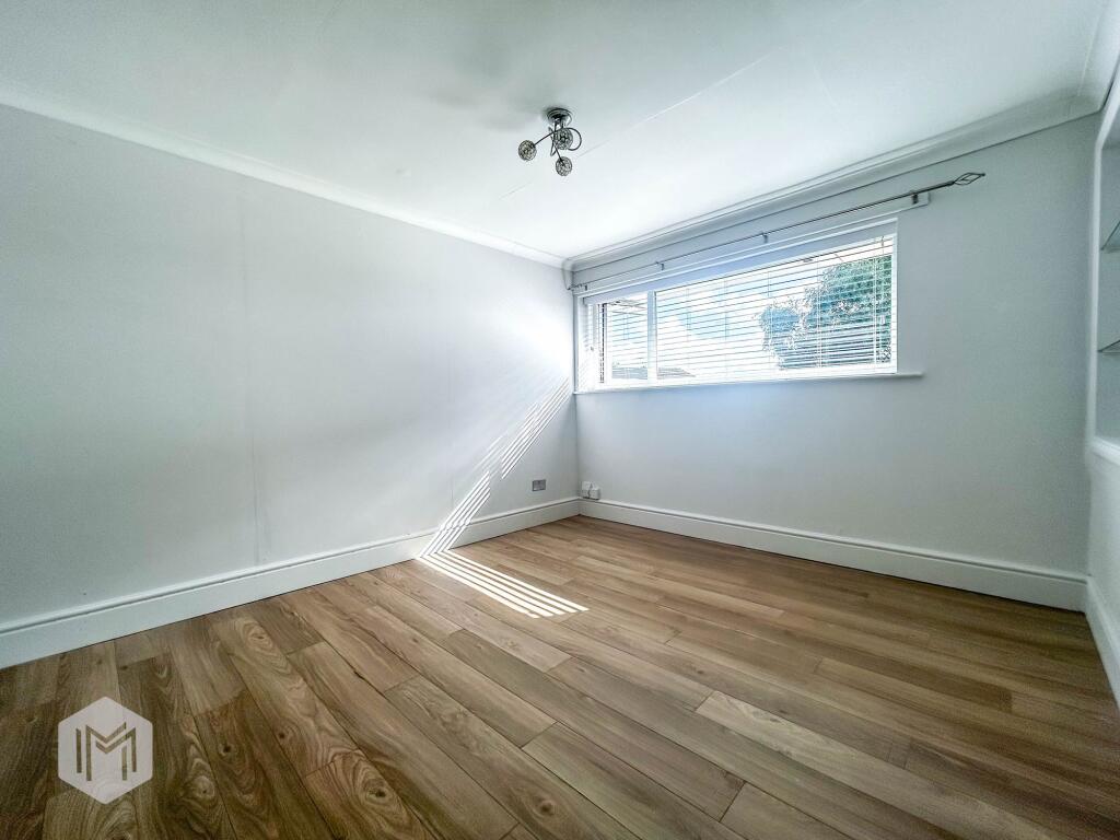 Solent Drive, Bolton, BL3 photo 5