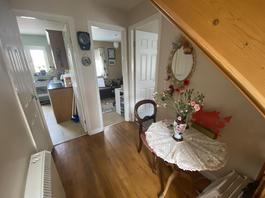 House in Newport - View 2