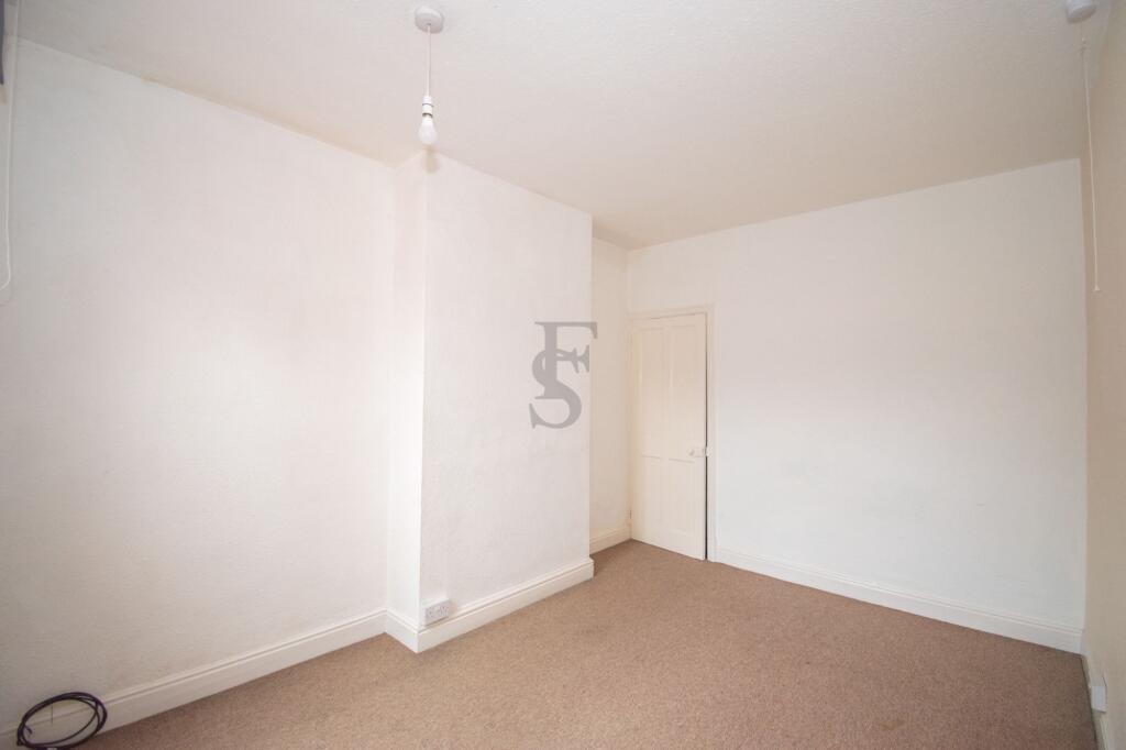 House in Leicester, City of Leicester - More