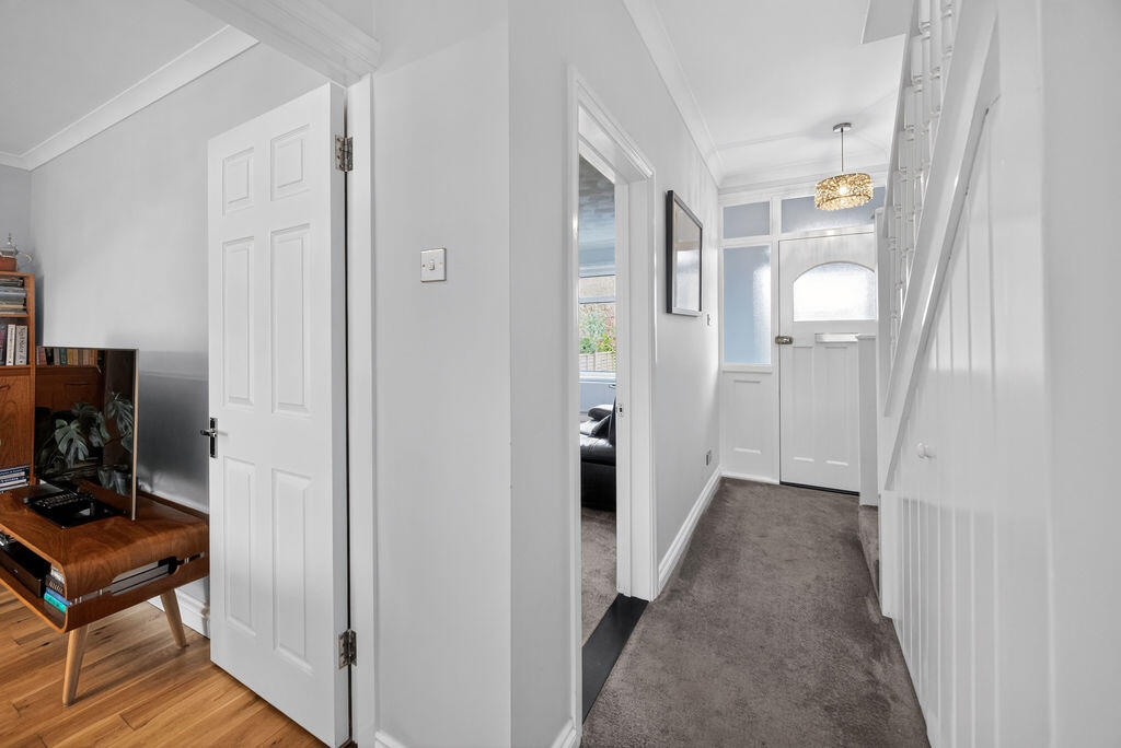 Carshalton Avenue, Drayton – pohled 6